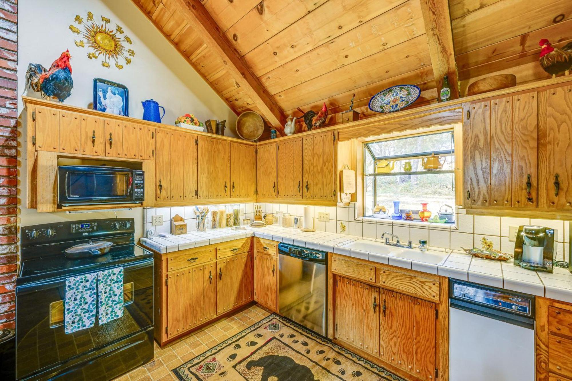 Cozy Family-Friendly Badger Retreat With Fireplace! エクステリア 写真